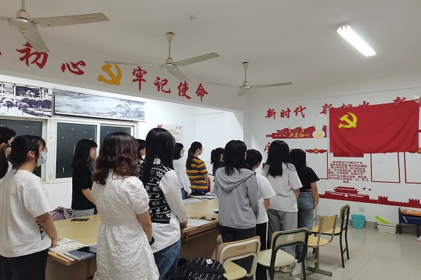 合唱国际歌